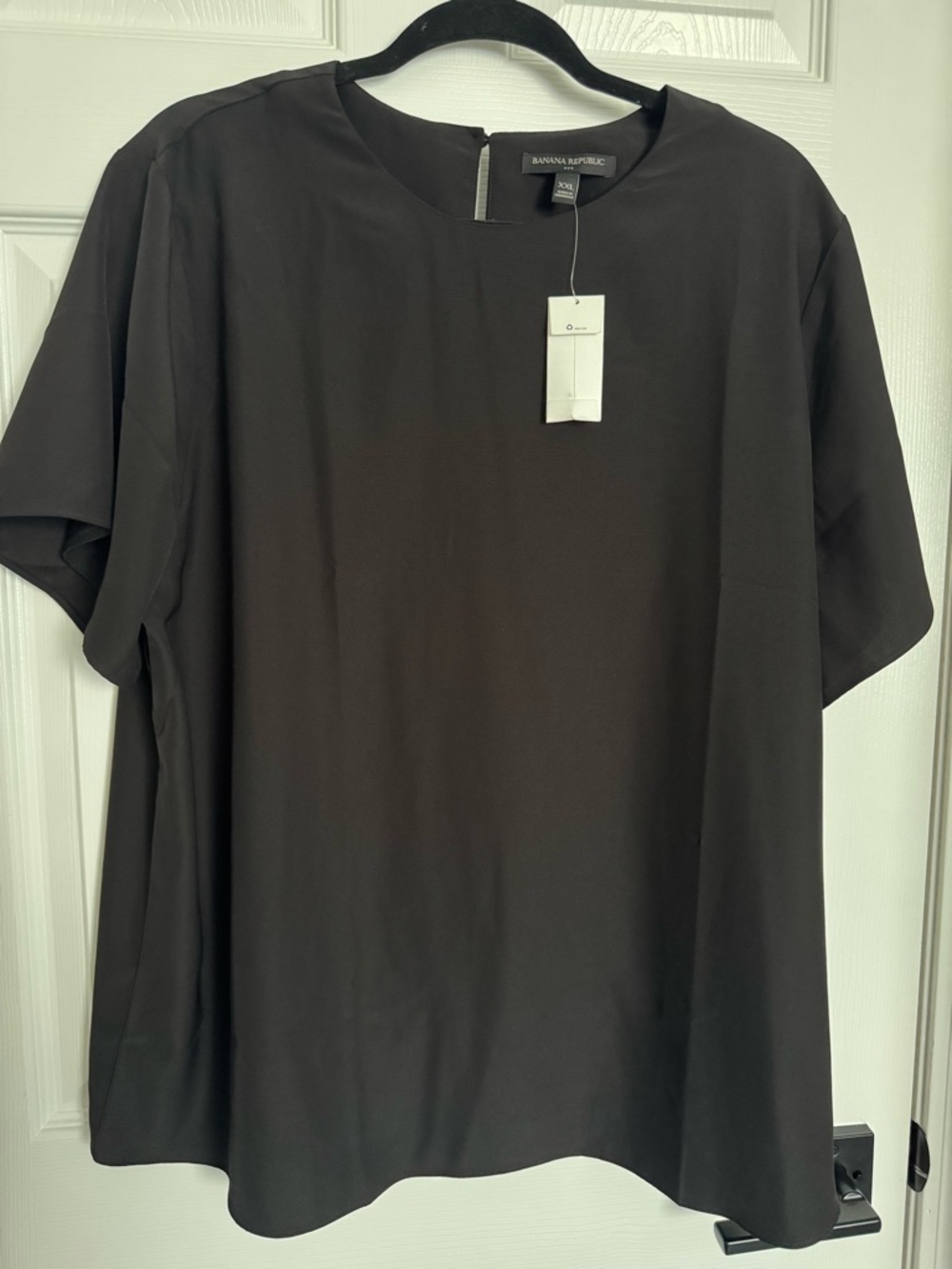 Banana Republic Women’s Black Short-Sleeve Crew Shirt
